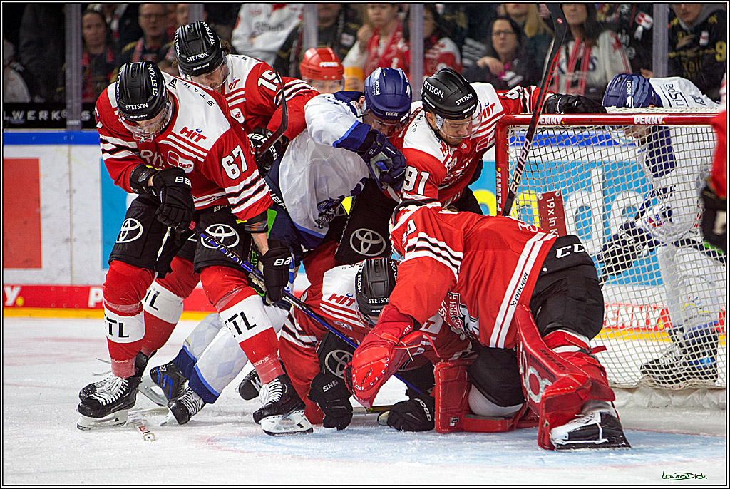 PENNY DEL; Koelner Haie- Straubing Tigers; Koeln, 28.12.2022